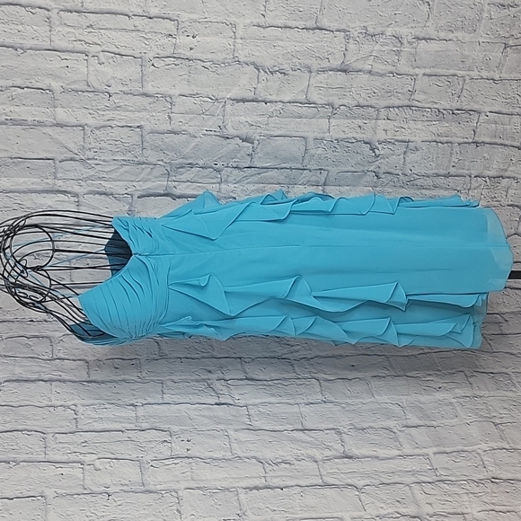 ELIZA J NEW YORK Powder Blue Pleated and Ruffled Prom Dress Size‎ 4 - Picture 6 of 9